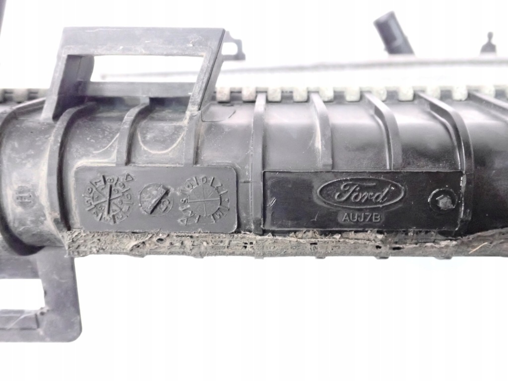 Купить Радиатор воды ford fiesta mk7 8v51-8005-dg