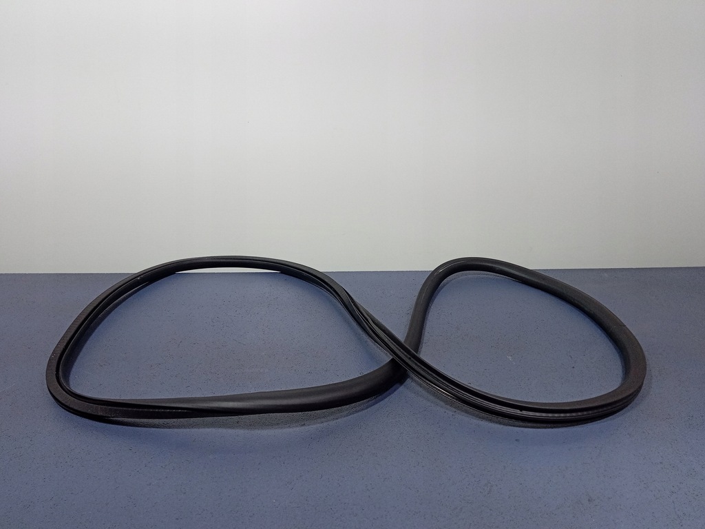 фото №1, Citroen c4 picasso ii прокладка дверь правый задняя