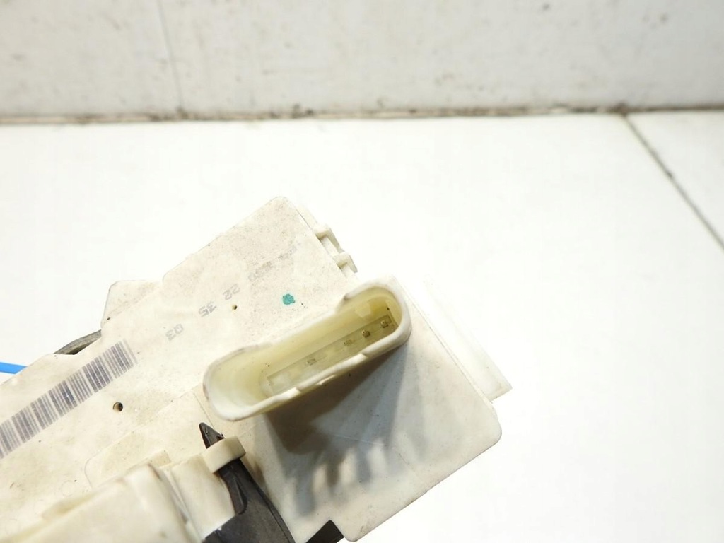 фото №3, Замок задняя правый 4 pin mercedes r w251 1697302435q3