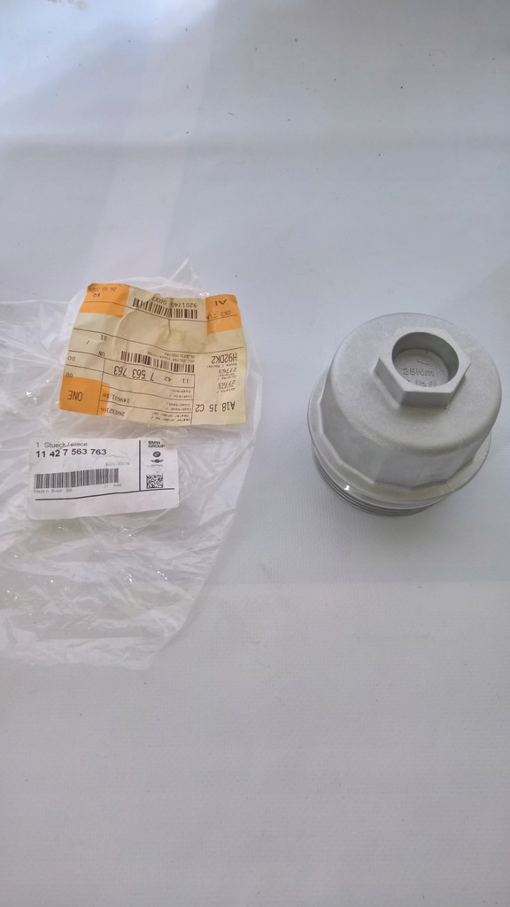 фото №1, Mini cooper one r50 r52 r53 бензин w10 w11 крышка фильтра масла 7563763