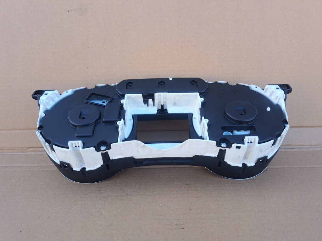 Корпус защита спидометра приборы peugeot 508 1 1.6thp 10-14r 9665962380 Киев