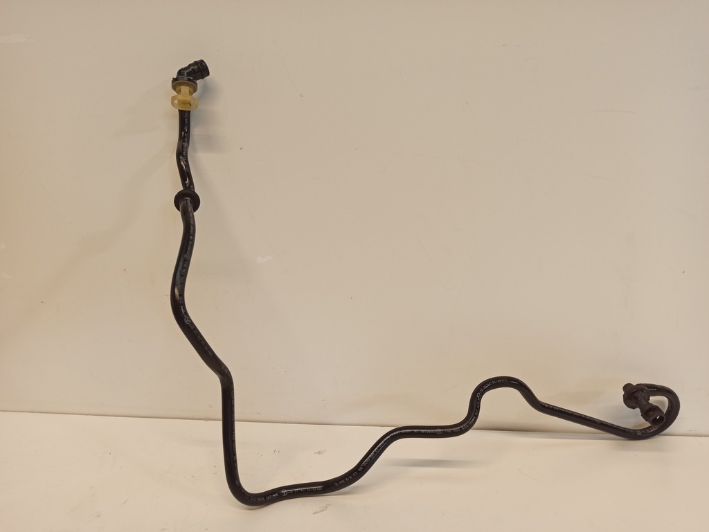 фото №1, Mercedes w205 шланг вакуумa a2742300056