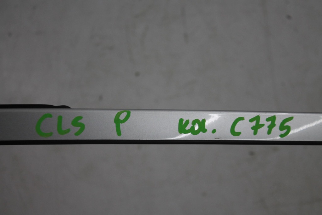 фото №2, Молдинг кузовная правая c775 mercedes cls c219