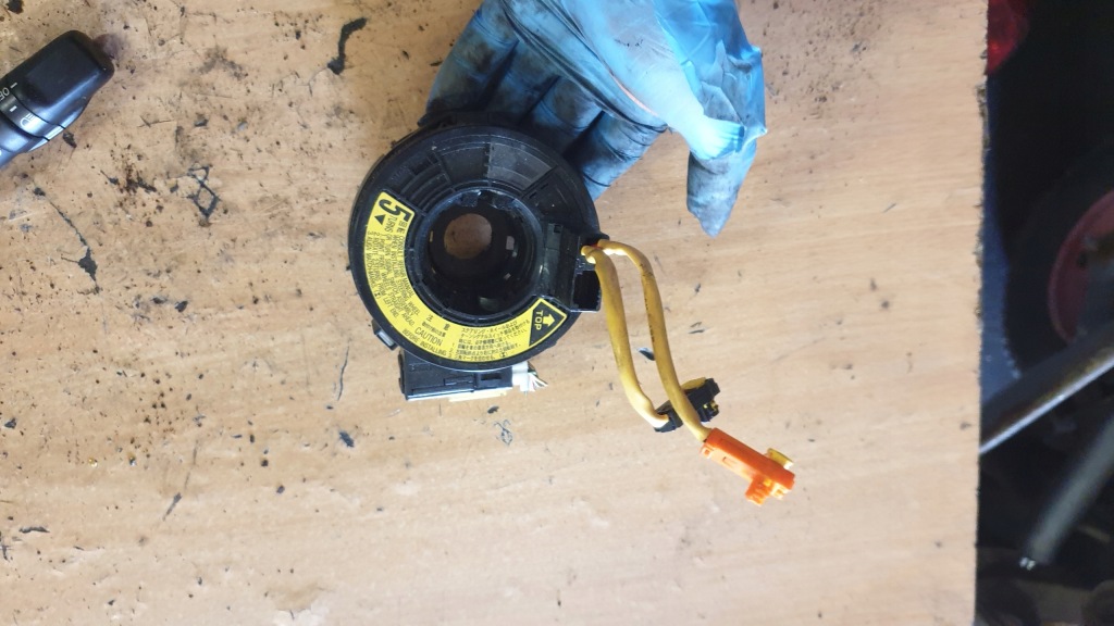 фото №1, Toyota avensis t25 стрічка подушки безпеки air bag