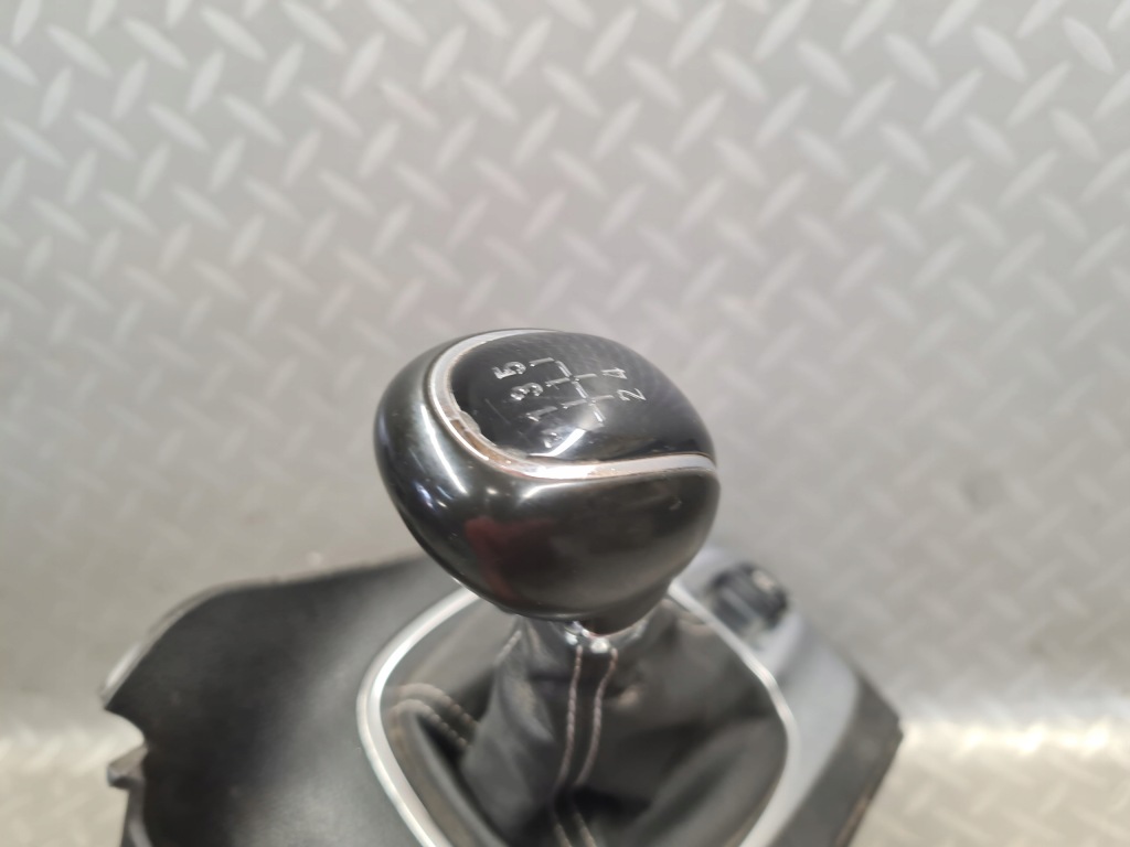 Кулиса кулиса  ручка чехол meriva 2 b 1.3 cdti 5 передач Киев