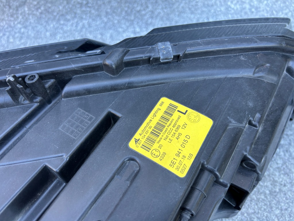 Фара ліва передня skoda octavia 3 рестайлінг  full led 5e1941015d poznań Зі Шроту