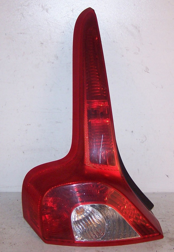 фото №1, Volvo c30 лампа левая задняя задняя