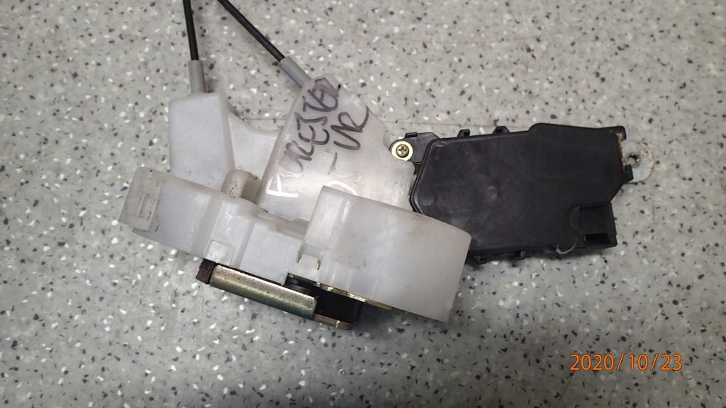 фото №1, Subaru forester ii 05-07 замок двері передній правий