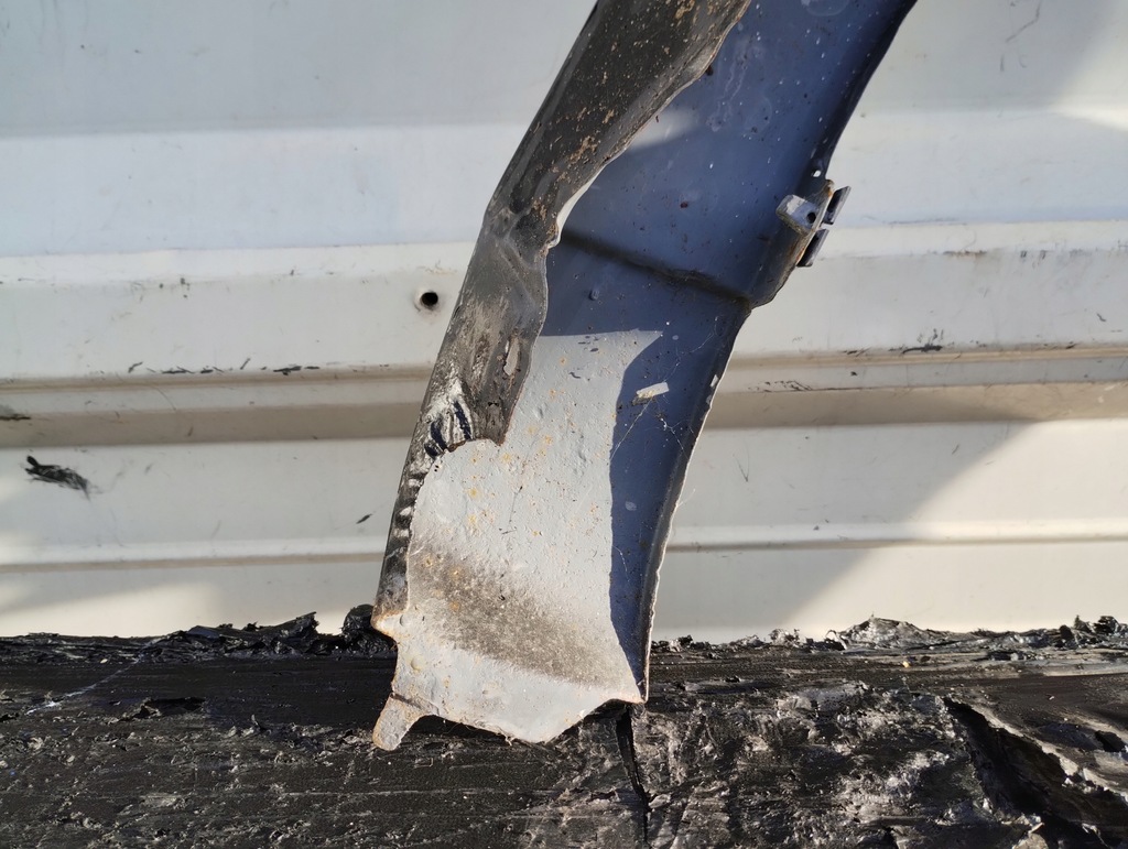 фото №9, Vw jetta крыло левый перед чёрный