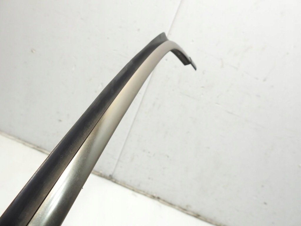 фото №6, Молдинг рамка двері скло правий задня mercedes w220