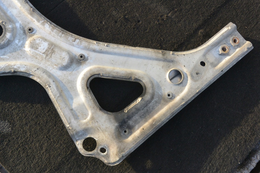 фото №8, Ghibli quattroporte підсилювач підрамник підрамник плита