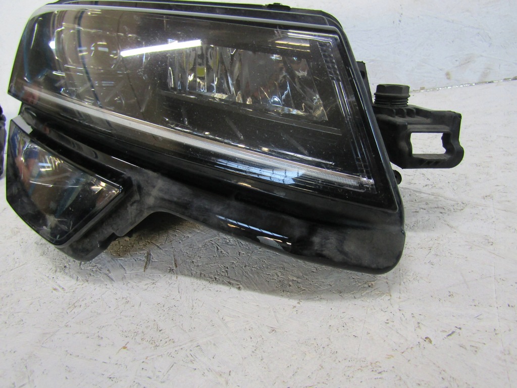 фото №13, Skoda karoq лампа правая full led 57b941016f