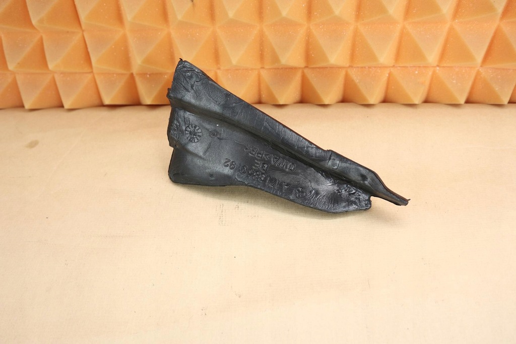 фото №1, Mercedes slk r171 шумоізоляція крила перед a1718840292