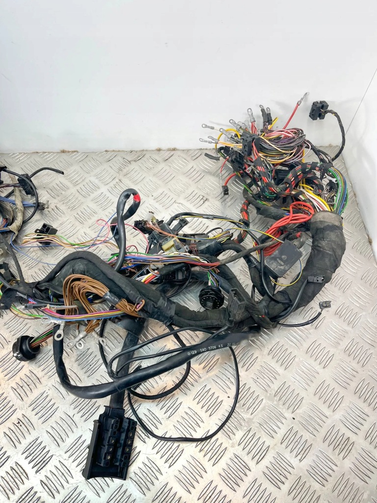 Джгут кабелі mercedes-benz sl r129 a1295400350 29867757 6.0l 300kw 1992 Київ