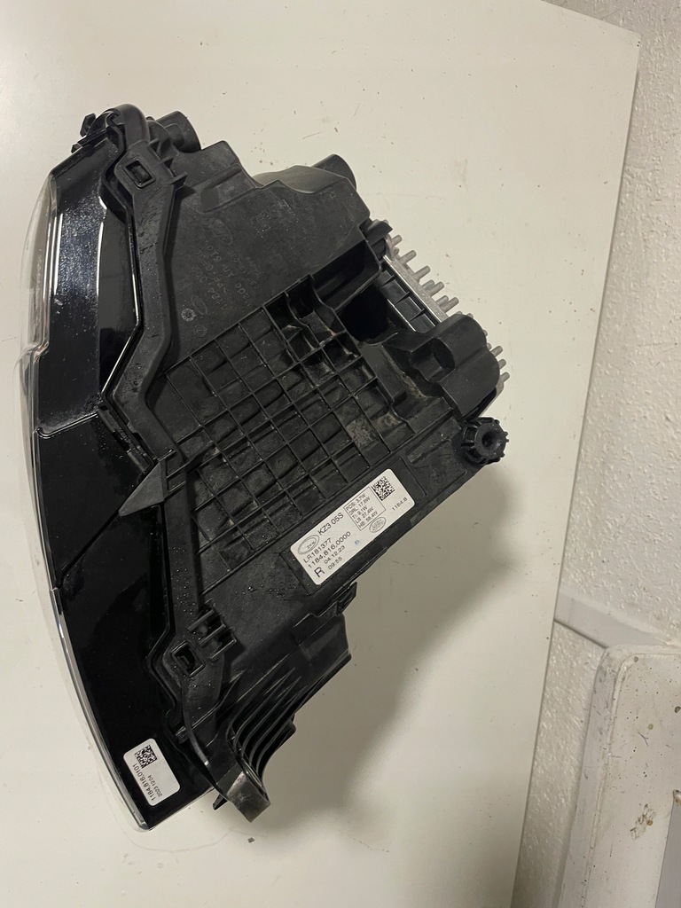 фото №4, Лампы land rover defender 2 ii правая full led lr181377 полный cala