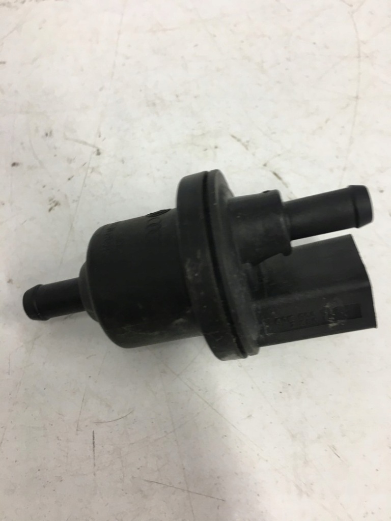 Клапан датчик вакуумa топлива 6qe906517a оригинальный Киев