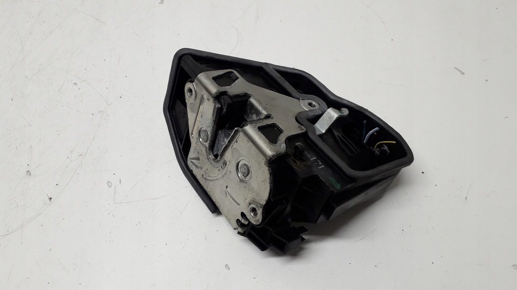 фото №5, Bmw 5 e60 e61 замок левый задняя 7036171 5pin
