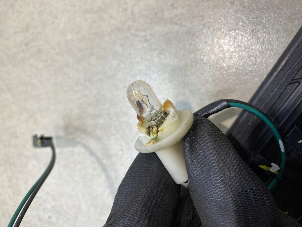 фото №11, Накладка кришки багажника journey i 05178321ad