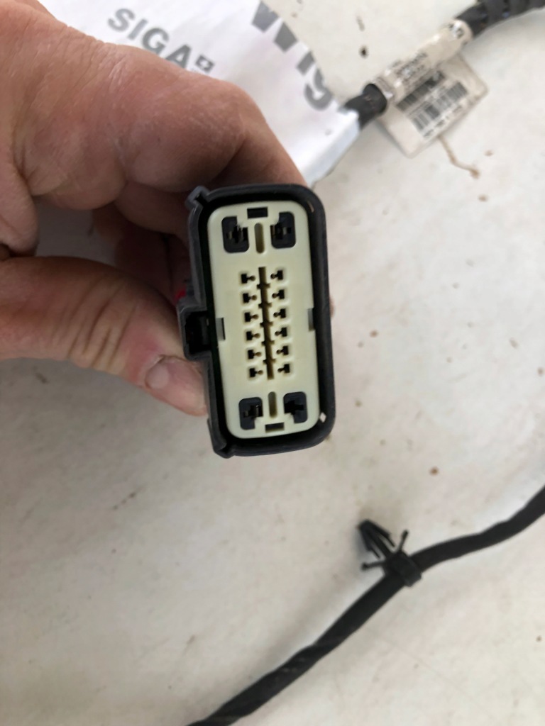 Opel astra v k рестайлинг  электропроводка бампера перед Цена