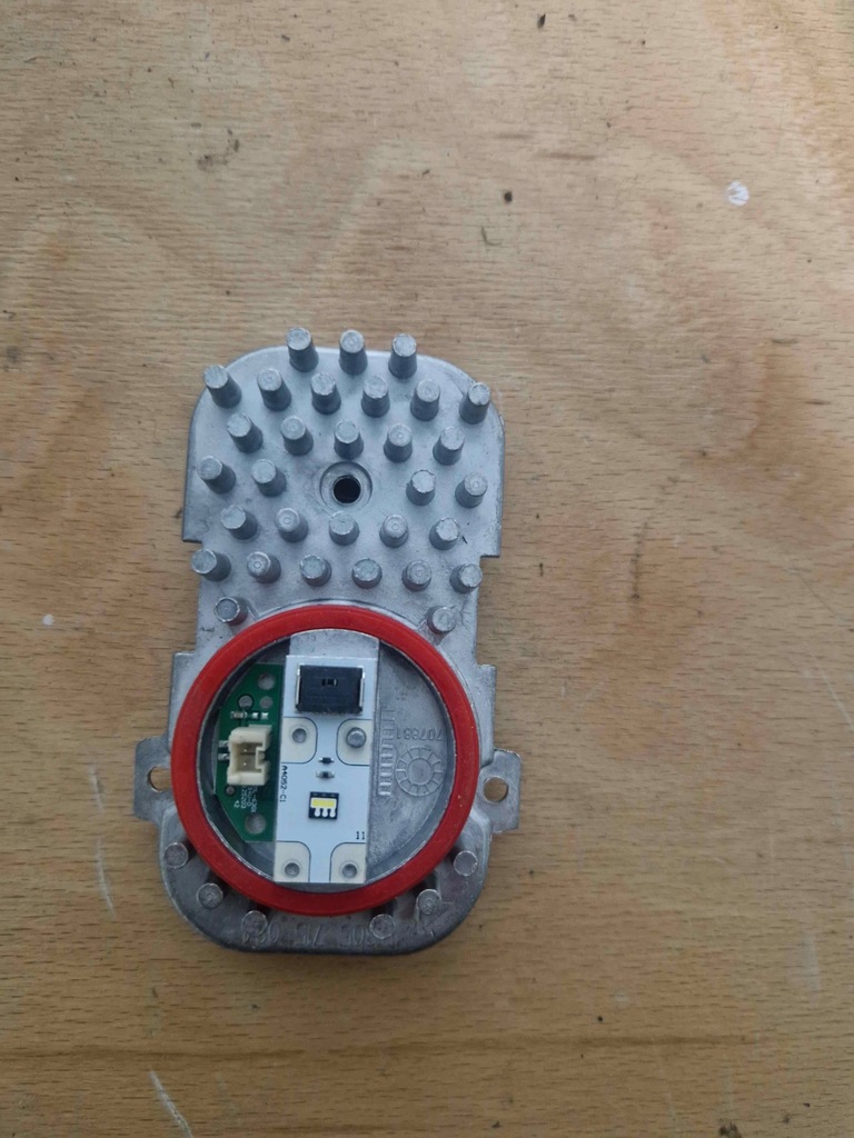 фото №1, Bmw x5 f15 модуль led jez 305715084