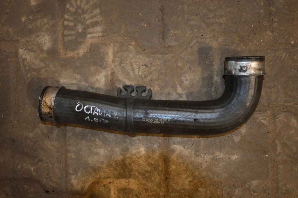фото №1, Skoda octavia ii fl труба воздуха 1k0145838c