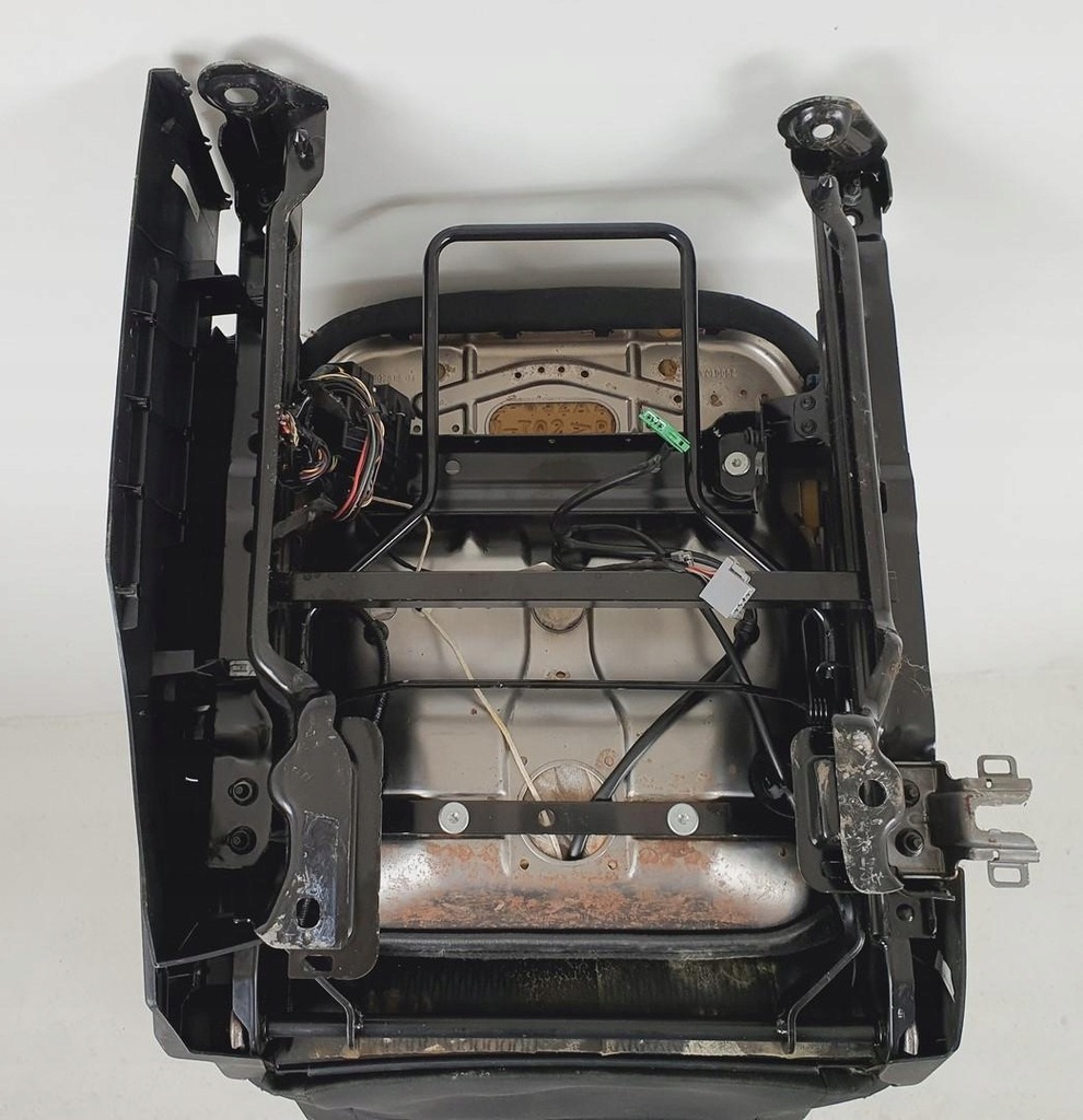 фото №10, Сиденье правый перед с подогревом discovery iv l319 europa