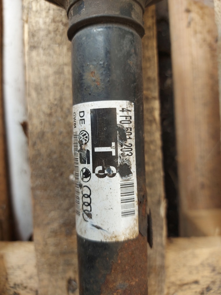 фото №4, Привідний вал задня audi a6 c6 lift 4f0501203