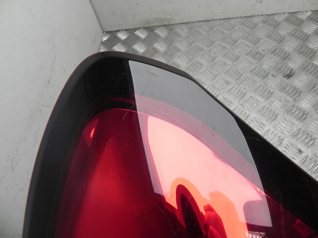 фото №6, Лампы задние citroën c1 ii 2021 с левый 815600h162