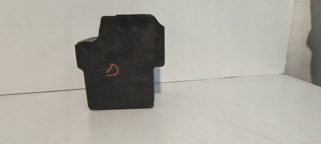 фото №2, Пена абсорбер бампера перед jeep renegade