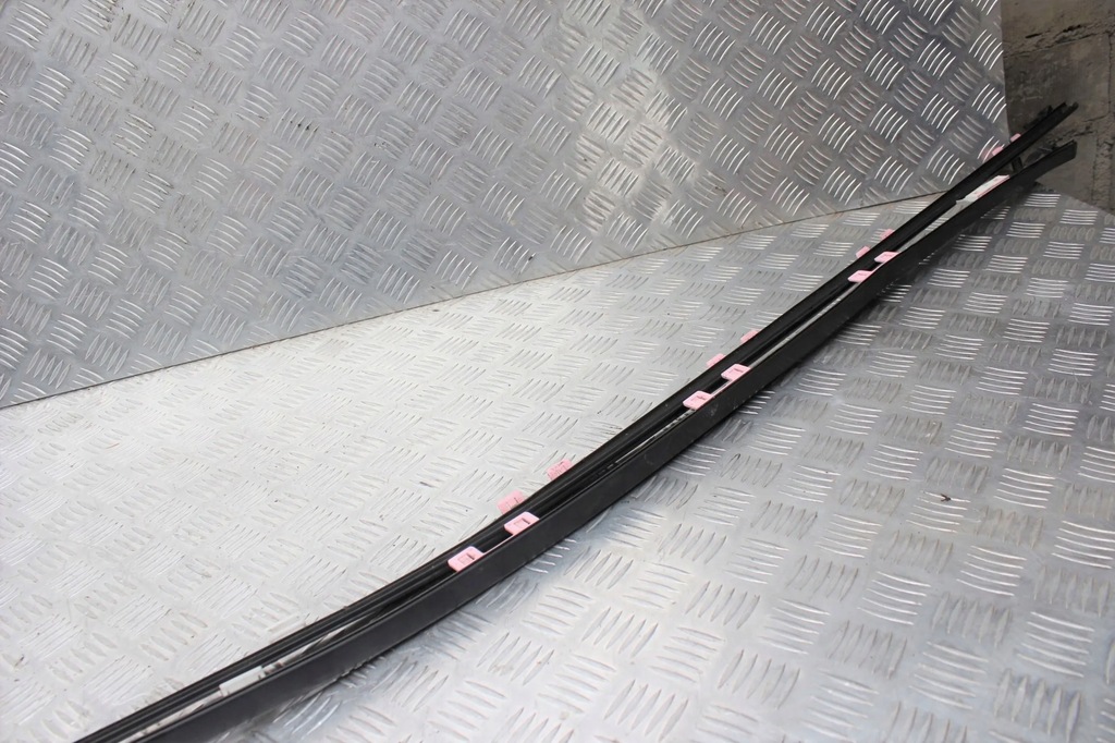 фото №5, Honda fr-v 2007 левая сторона заглушки молдинг кровельная