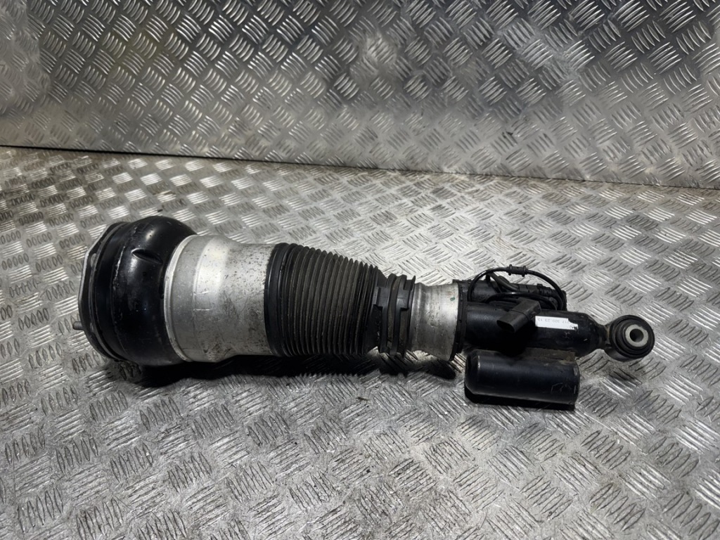 Купить Амортизатор задний левая mercedes w217 кабриолет  2173202313