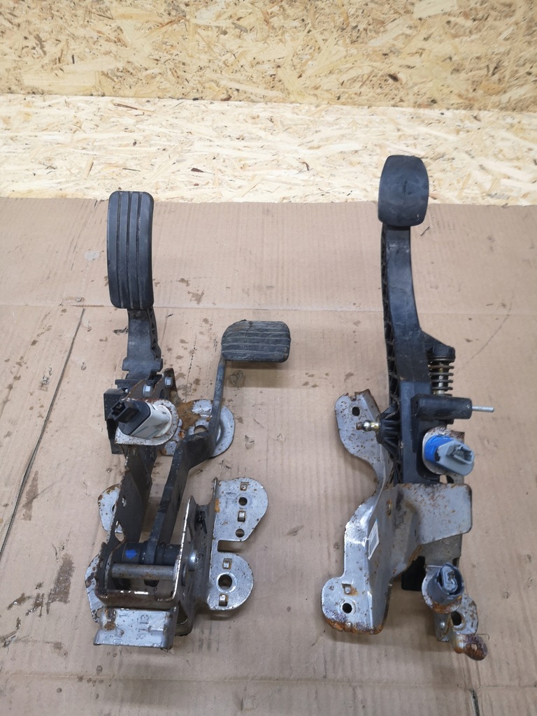 фото №1, Renault megane iii педаль газу гальма зчеплення педалі