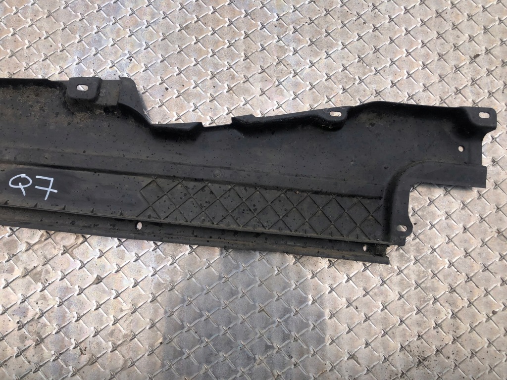 фото №8, Захист підвіска права audi q7 7l8825212d