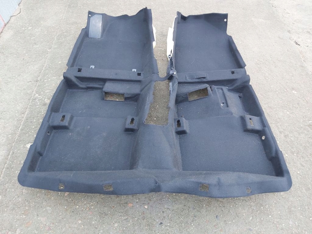 фото №1, Коврик na пол обшивка hyundai kona idealna !