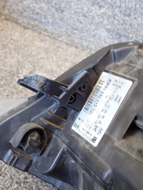 Opel insignia a led рестайлинг  13- фара правый фара правый  13409907r Киев