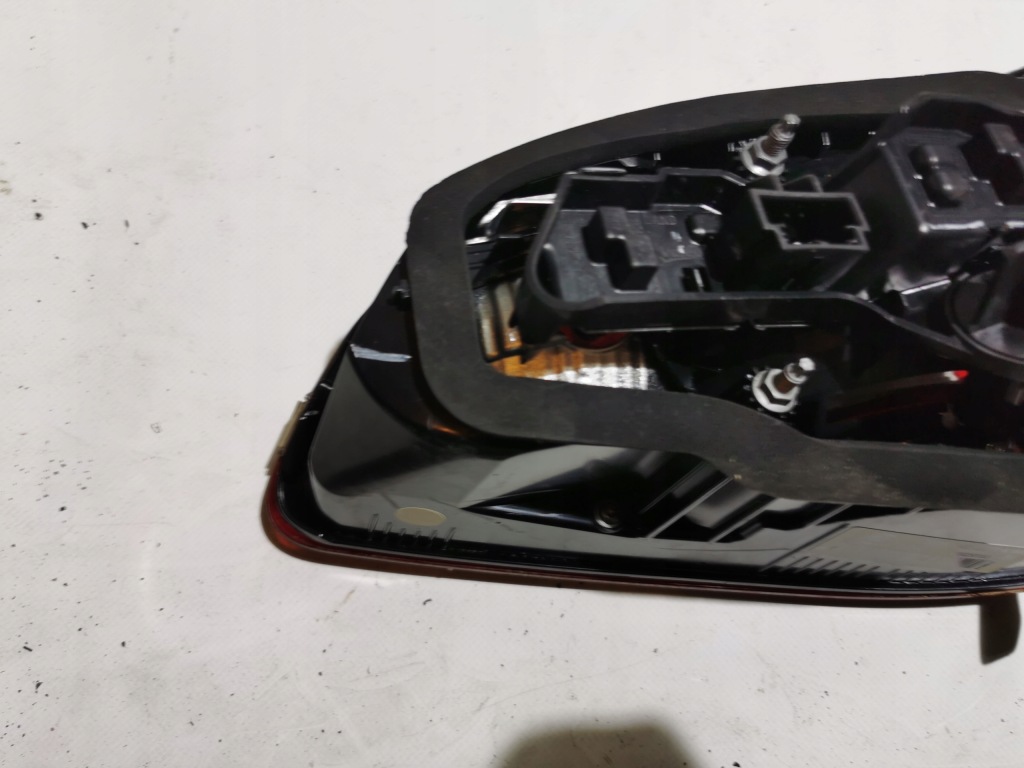 Лампа левый задняя w крышка vw golf vii 5g0945093k Недорого