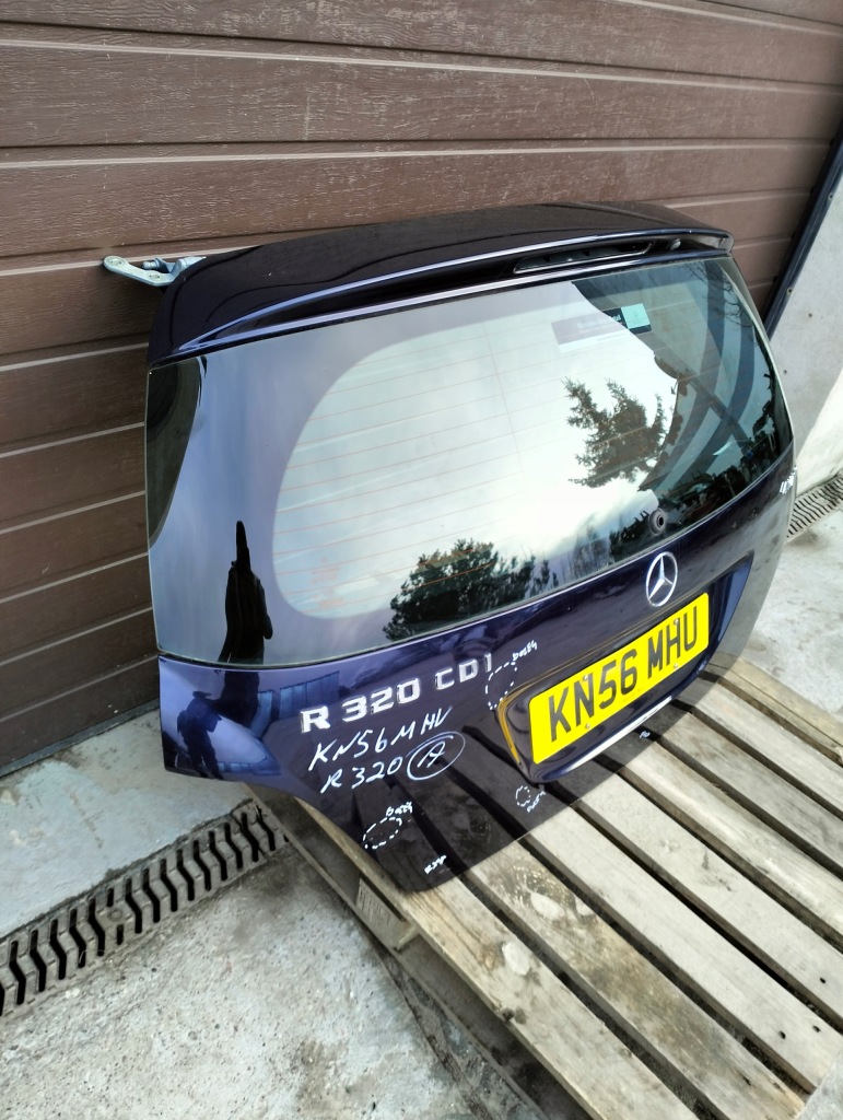 фото №2, Кришка багажника скло задня mercedes r 251 w251 amg lata 2005-2010