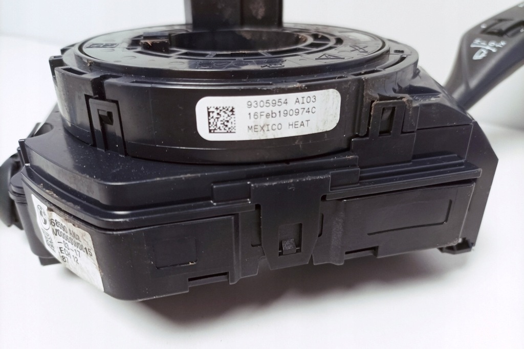 фото №8, Кольцо скользящий руля bmw i8 i12 9368590 1.5l hybrid 170kw 2016