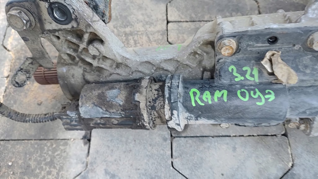 Dodge ram iv 09- міст диференціал перед 3.21 p68191738aa usa Недорого