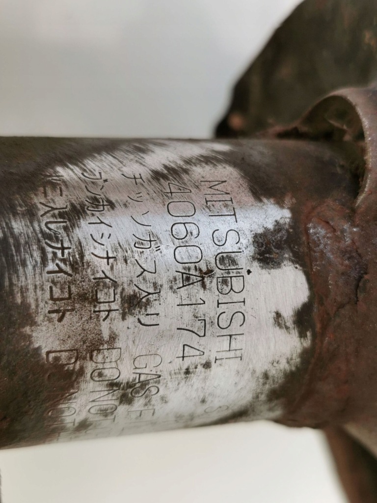 2008 mitsubishi outlander амортизатор передний с пружина 4060a174 Недорого