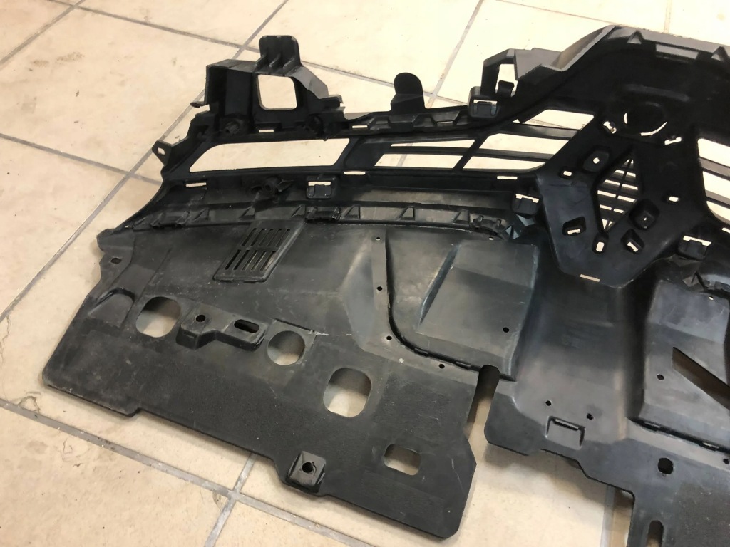 Renault clio iv 12-16 решётка радиатора решётка радиатора бампера перед с Разборки