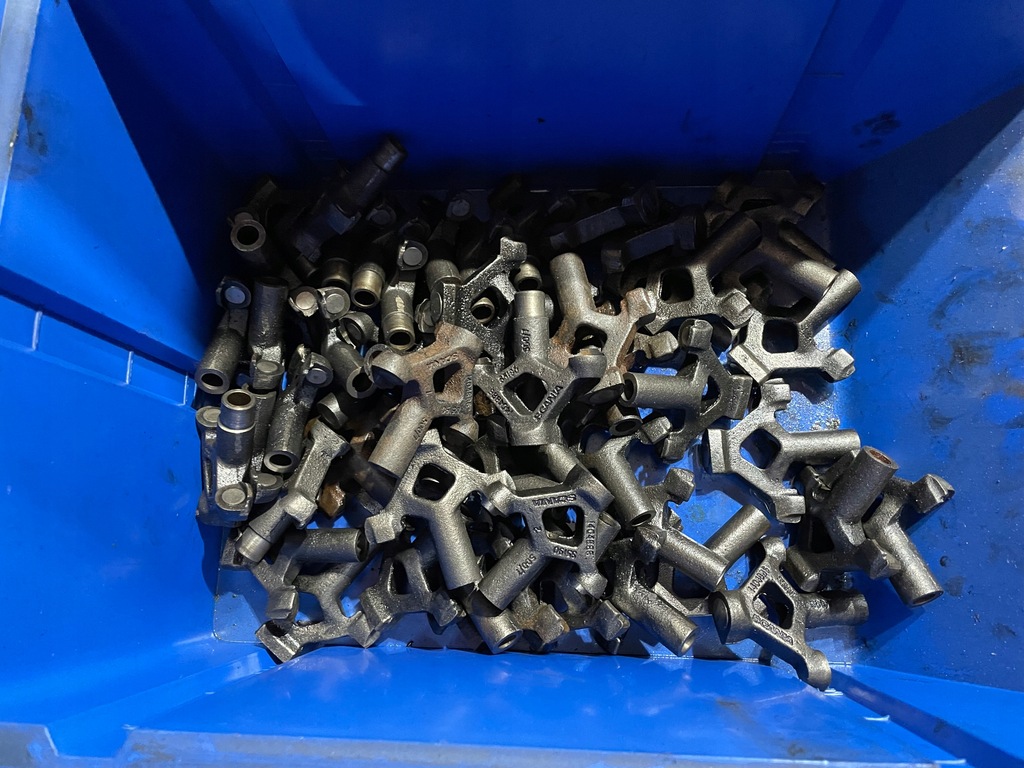 фото №1, Штовхач клапана коромисло scania 4 r 1404886