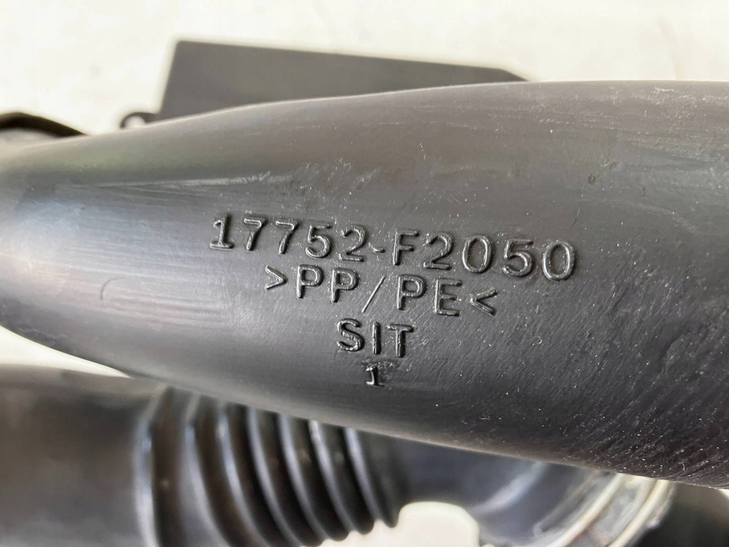 C-hr chr 1 рестайлинг  2.0 гибрид корпус фильтра воздуха резонатор труба ловушка с Разборки