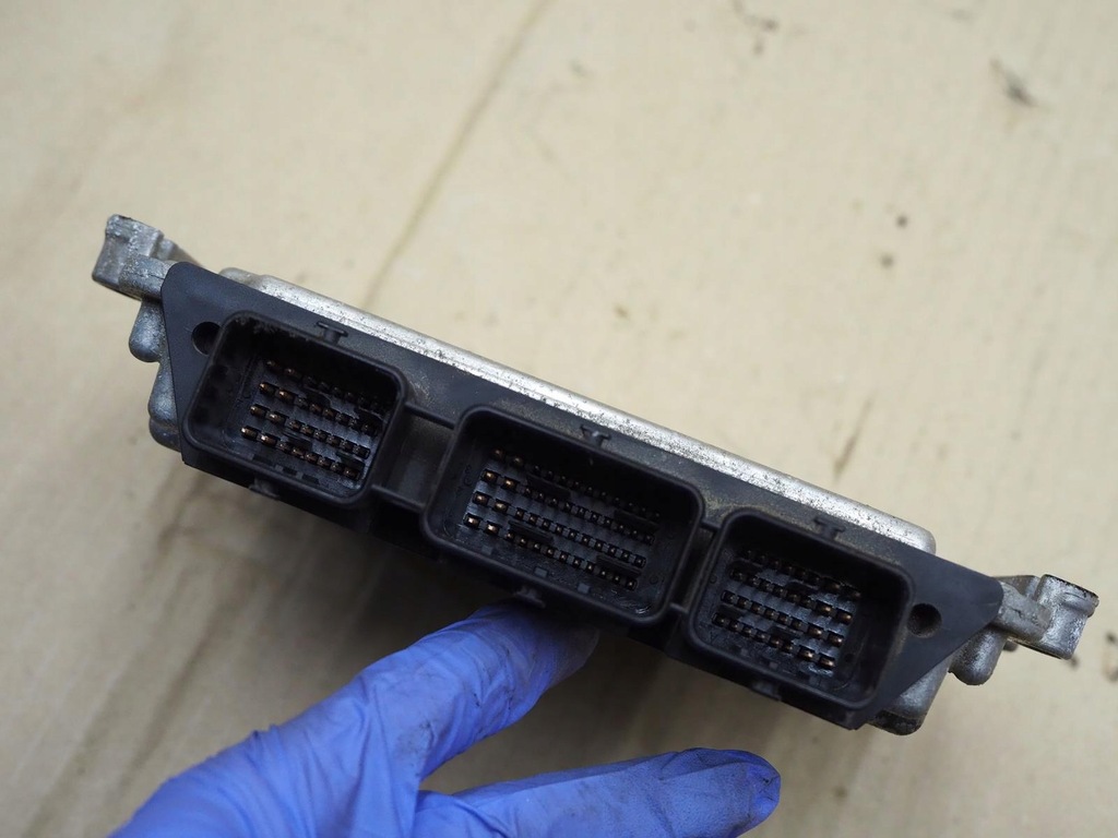 фото №11, Бортовой компьютер, блок управления ford fiesta mk7 9v21-12a650-cb