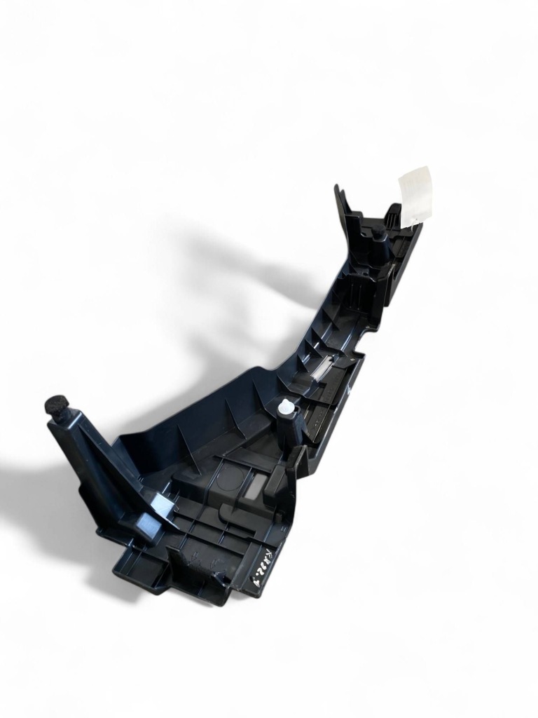 Lexus rx v інше елементи оздоблення багажника Зі Шроту