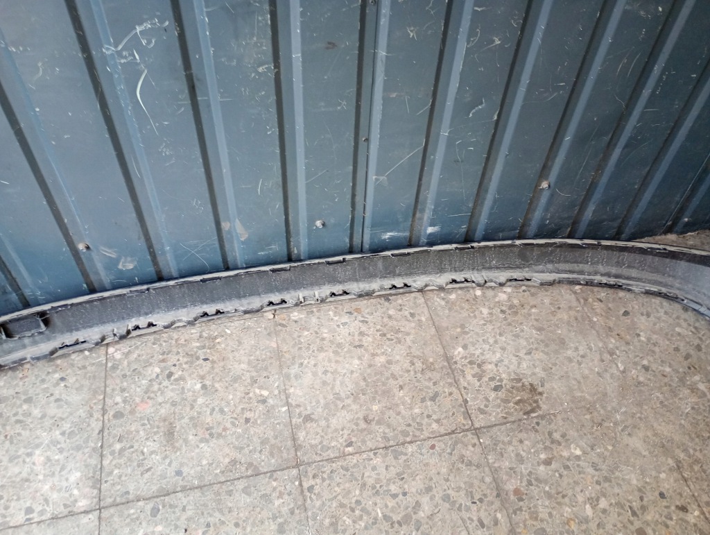 4ke807521d бампер задня audi e-tron 4ke чорний Оригінал