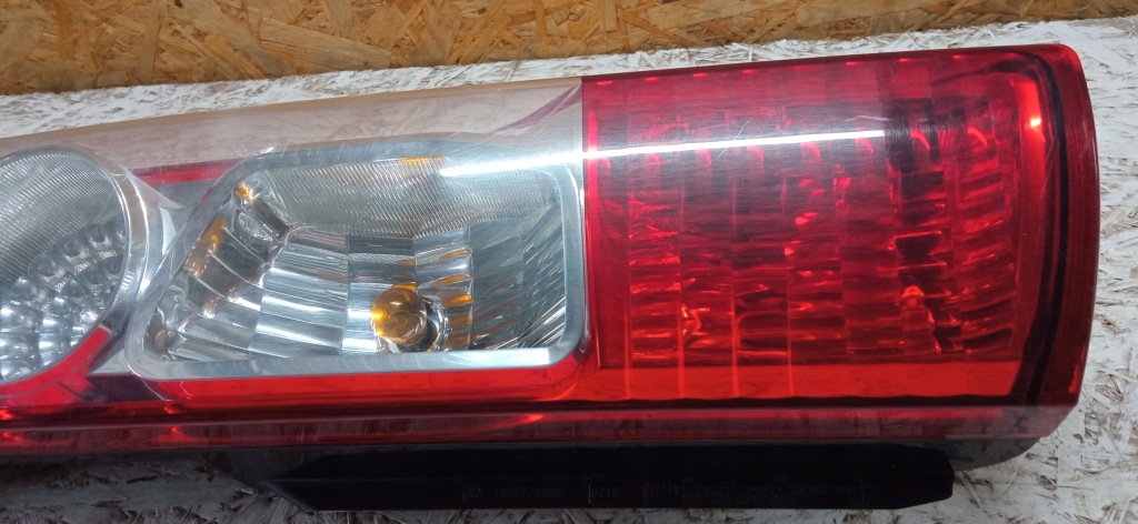 Ducato iii boxer jumper ii лампа лівий задній задня 01366452080 Київ