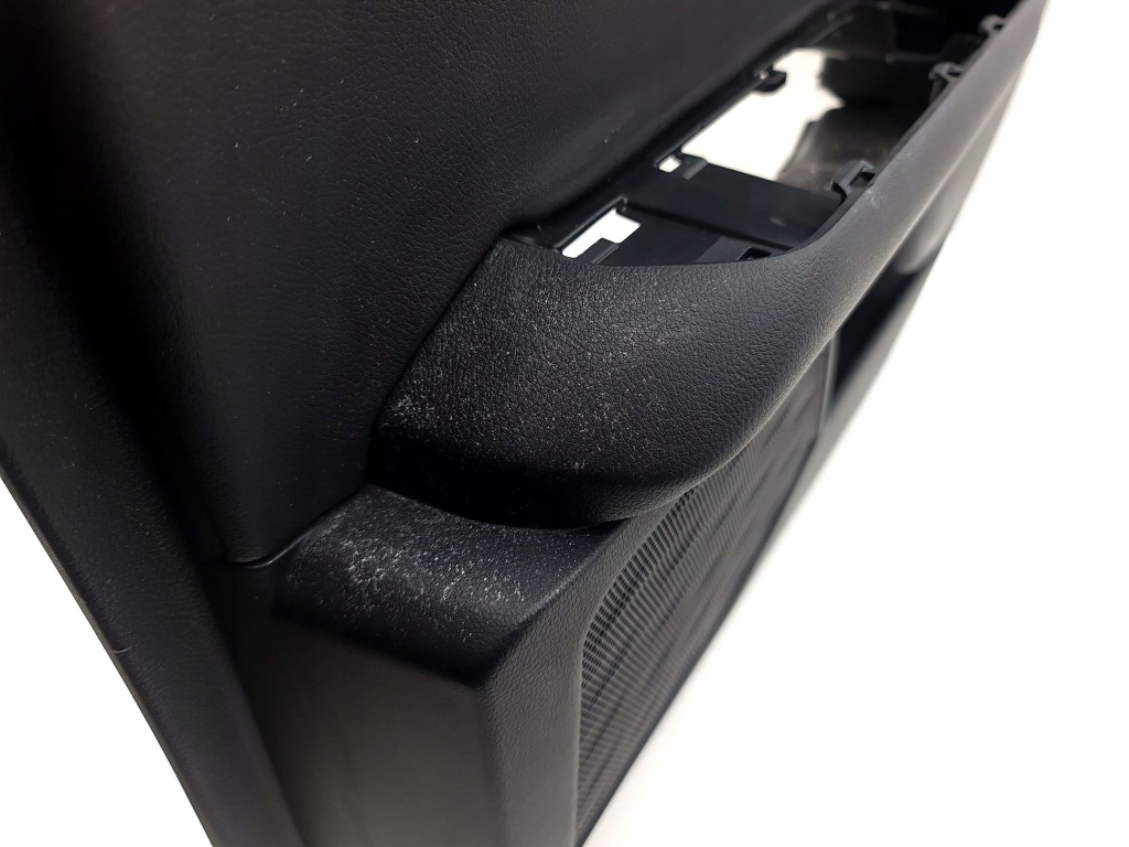 Lexus ux 2020 обшивки / обшивка дверь передних Цена