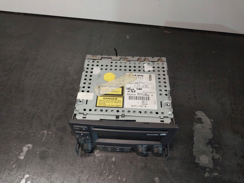 Радиопроигрыватель volvo s40 30889965 Недорого