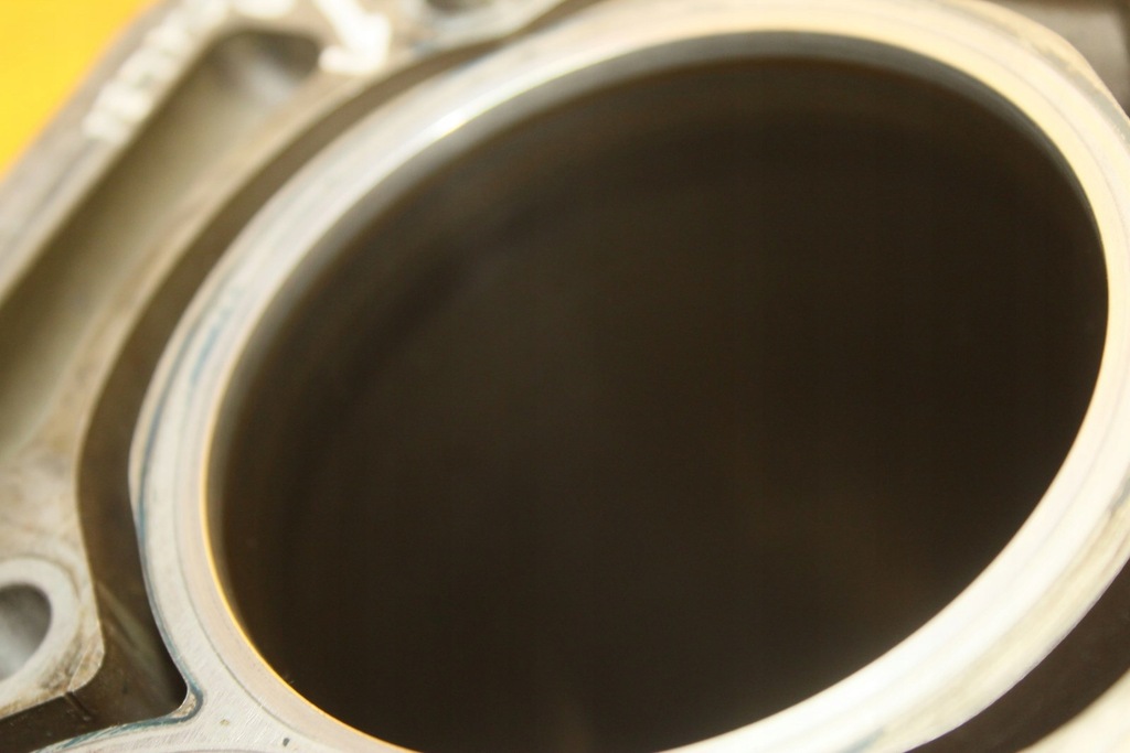 фото №6, Блок двигателя touran octavia ii 1.6fsi 03c103019g/h